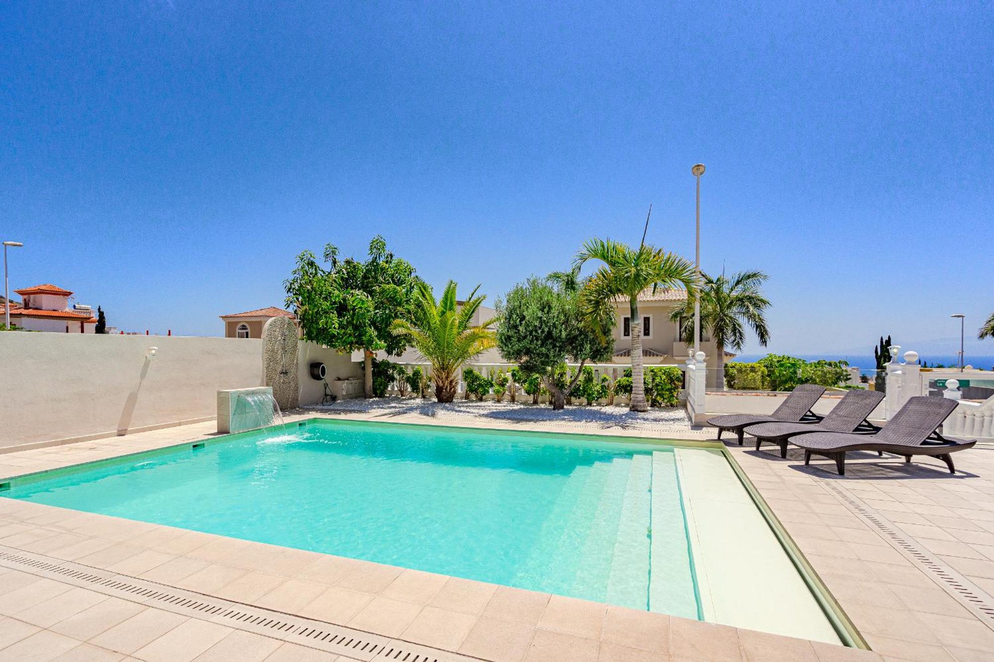 Villa Sabina - 6 Bedroom House 阿德耶 外观 照片
